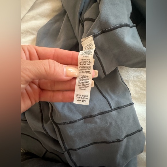 Blue Alo yoga leggings - Picture 5 of 6